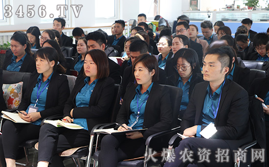 做知法懂法用法的廣告從業(yè)者——火爆網(wǎng)組織認(rèn)真學(xué)習(xí)《廣告法》 做知法懂法用法的廣告從業(yè)者——火爆網(wǎng)組織認(rèn)真學(xué)習(xí)《廣告法》