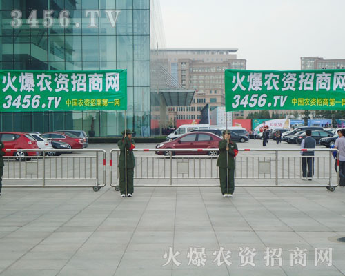 ���r(n��ng)�Y���̾W(w��ng)�ڲ���ĳ�Խ���ң�ԏ���׷�󣬳�Խ������