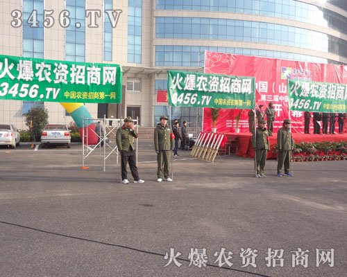 һ�l�Gɫ���L(zh��ng)������β��ӳ