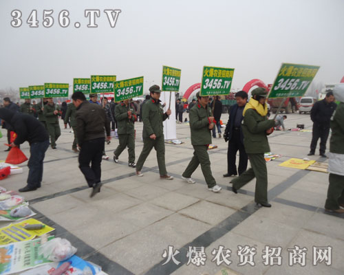 �B�����������������������κ�һ���߷�