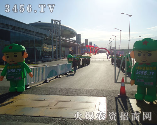 ���еĻ𱬑�(zh��n)ʿӭ�y������ƴ���Mȡ