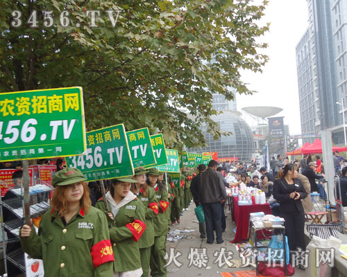 �������������ŗ����Ŀ�ͨ��ģ��(zh��n)ʿ����(ji��n)�ֲ�и