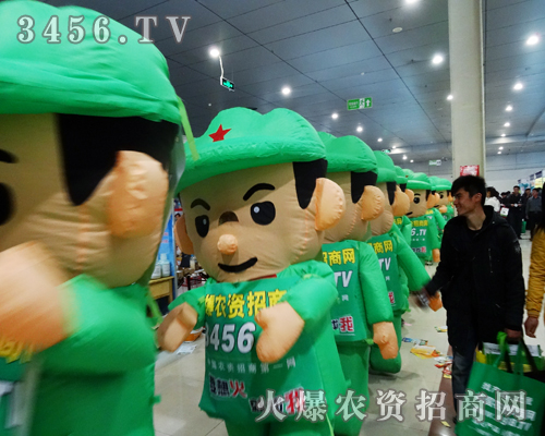 �ʝɕ�(hu��)������ͨ��ģ�@ʾ���ഺ�����Ĳ������C(j��)