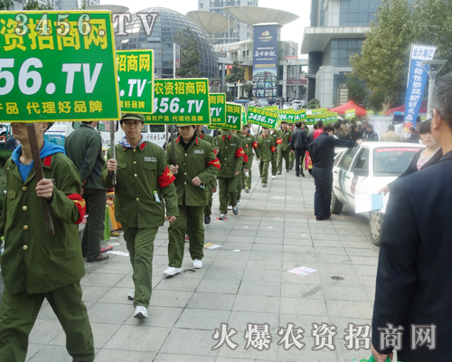 �𱬣�ɳ���cˮ���Ϻ�Ĉ��g