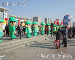 �e����ɫ�Ŀ�ͨ��ģһ����(ch��ng)���ܵ��ˏV�����P(gu��n)ע�ͺ��u(p��ng)