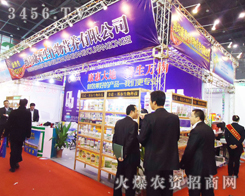 �H������������