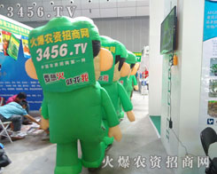 ��ͨ��ģ�����γ��������L(f��ng)���������ڕ�(hu��)��(ch��ng)��ÿһ��(g��)����