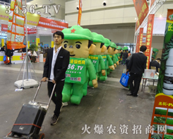 ��ʹ��������𱬚�ģ������Ȼ��̤����ǰ