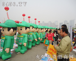 �𱬚�ģ����׌�ڈ���ÿ���˶������˲�Ŀ��Ŀ��