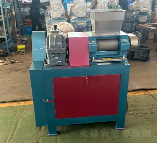 對輥式造粒機(jī)-協(xié)創(chuàng)機(jī)械